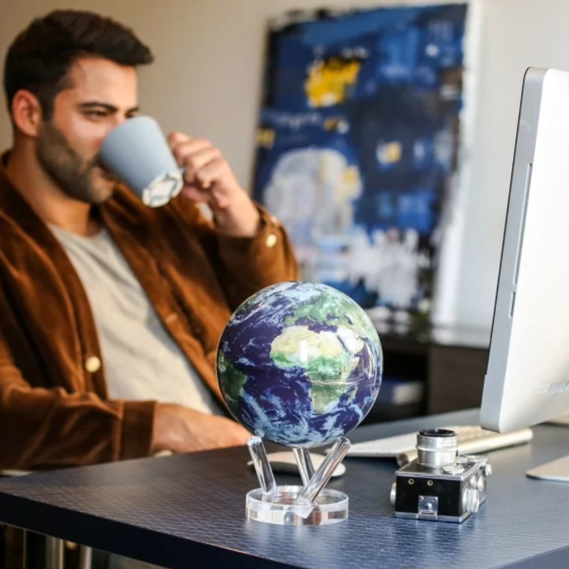 Mova Globe: Seeing Earth With Clouds From Space – Pazzazed